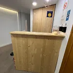 Hola *