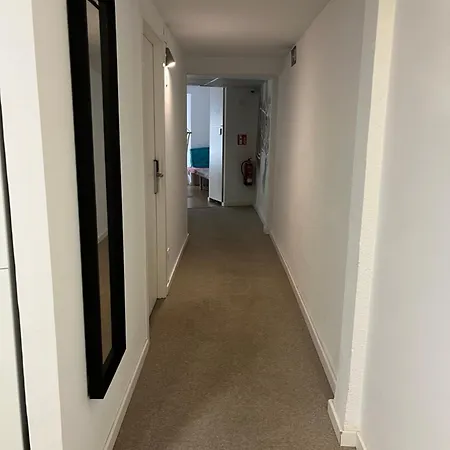 Hola