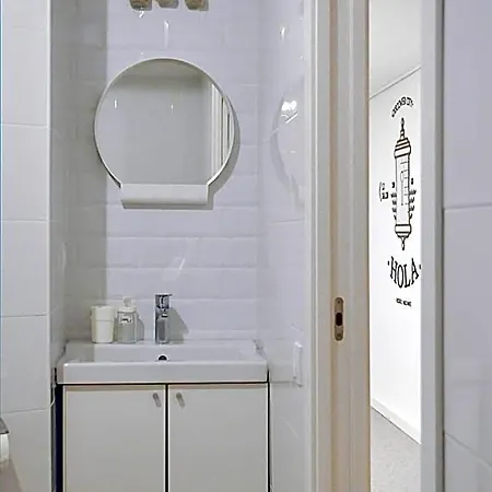 Hostel Hola
