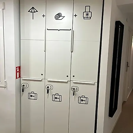 Hola *