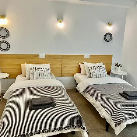 Hola Hostel Αλικάντε